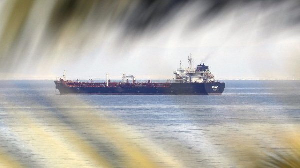 伊朗副外长：绝不接受被当作国际法例外对待